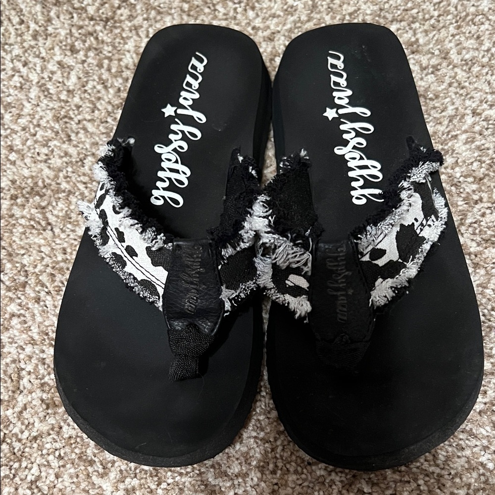 Gypsy Jazz Black and White Frayed Sandals